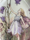 Винтажный коллекционная тарелка The Harebell Fairy из коллекционной серии, посвященной 75-летию Flower Fairies от Royal Worcester