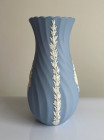 Wedgwood ваза винтажная, коллекционная, джаспер, бисквитный фарфор, редкость, ваза с волнистым краем