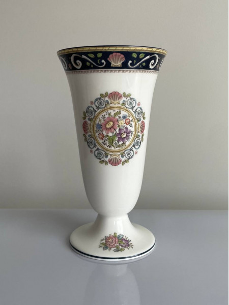 Wedgwood ваза Runnymede, винтажная, коллекционная, фарфоровая