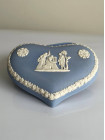 Wedgwood шкатулка в форме сердца, винтажная, коллекционная, бисквитный фарфор, джаспер,1966 год