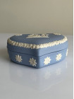 Wedgwood шкатулка в форме сердца, винтажная, коллекционная, бисквитный фарфор, джаспер,1966 год