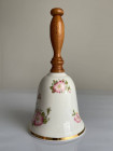 Винтажный коллекционный колокольчик Table Bell с деревянной ручкой дизайна Wild Rose от Royal Grafton