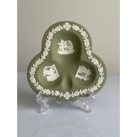 Wedgwood тарелка Крести, Трефы, карточные масти, Веджвуд, винтажная, коллекционная, джаспер, бисквитный фарфор, зелёный Jasper