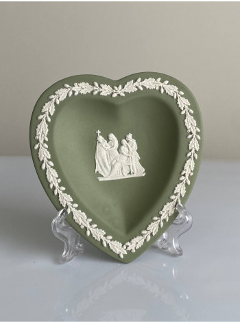 Wedgwood тарелка Червы, Черви, карточные масти, Веджвуд, винтажная, коллекционная, джаспер, бисквитный фарфор