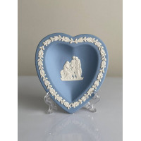 Wedgwood тарелка Червы, Черви, карточные масти, Веджвуд, винтажная, коллекционная, джаспер, бисквитный фарфор, голубой Jasper