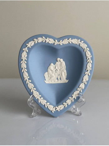 Wedgwood тарелка Червы, Черви, карточные масти, Веджвуд, винтажная, коллекционная, джаспер, бисквитный фарфор, голубой Jasper