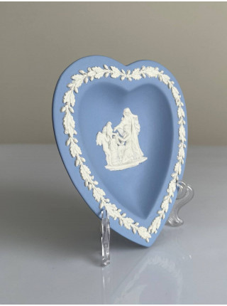 Wedgwood тарелка Червы, Черви, карточные масти, Веджвуд, винтажная, коллекционная, джаспер, бисквитный фарфор,1956 год