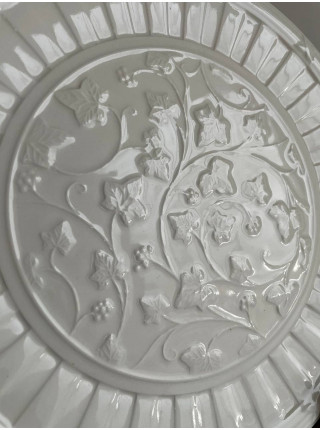 Винтажная коллекционная тарелка дизайна Classic Garden от Wedgwood. Англия, 1996 год