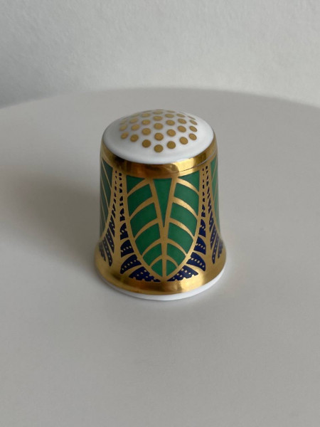 Laurel Leaves - один из двенадцати винтажных наперстков из коллекционной серии The Minton Heritage Collection