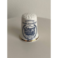 Винтажный коллекционный наперсток Scottish Parliament от Scotia Collectables
