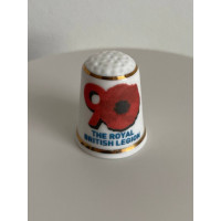 Винтажный коллекционный наперсток Royal British Legion 90th, выпущенный в октябре 2011 года специально для Thimble Collector Guild
