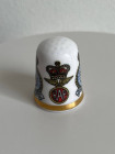 Коллекционный наперсток R.A.F. Insignia - Battle of Britain 1940-1990, выпущенный в августе 1990 года специально для Thimble Collector Guild. Декорирован золотом 22К