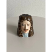 Винтажный наперсток Charles II (Карл Второй) из коллекционной серии Dickens Collection от Francesca Art. Англия, 1983 год