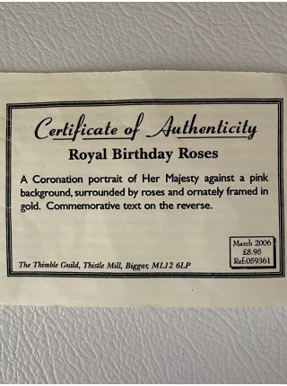 Коллекционный наперсток Royal Birthday Roses, выпущенный в март 2006 года специально для Thimble Collector Guild к 80-летию Елизаветы Второй