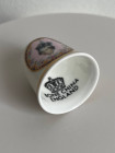 Коллекционный наперсток Royal Birthday Roses, выпущенный в март 2006 года специально для Thimble Collector Guild к 80-летию Елизаветы Второй