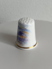 Коллекционный наперсток The Lone Shepherd от Harcourt China в сентябре 1992 года для Thimble Collector Guild. Золото 22К, художник Chris Burns