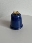 Коллекционный наперсток The Coverdale Bible, выпущенный Nenthorn специально для Thimble Collector Guild