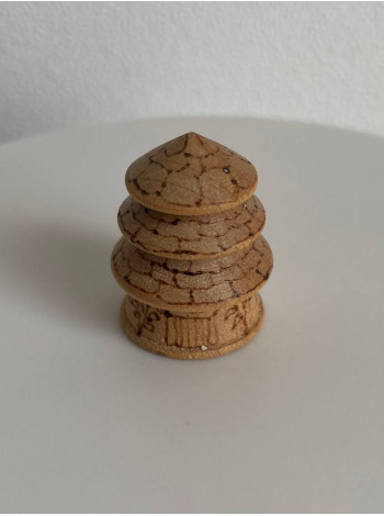 Винтажный коллекционный наперсток из дерева The Pagoda, изготовленный Trevor Warington в апреле 1988 года специально для Thimble Collector Guild