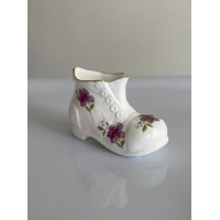 Винтажный коллекционный миниатюрный башмачок с изображением цветов фиалки