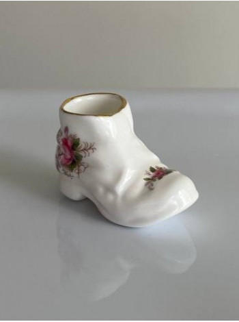 Коллекционный миниатюрный башмачок дизайна Lavender Rose от Royal Albert