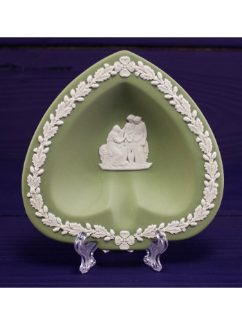 Тарелка Wedgwood коллкционная серия карточные масти Пики