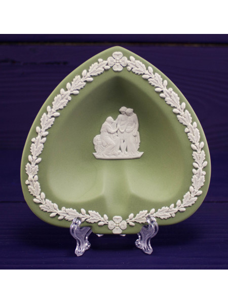 Тарелка Wedgwood коллкционная серия карточные масти Пики