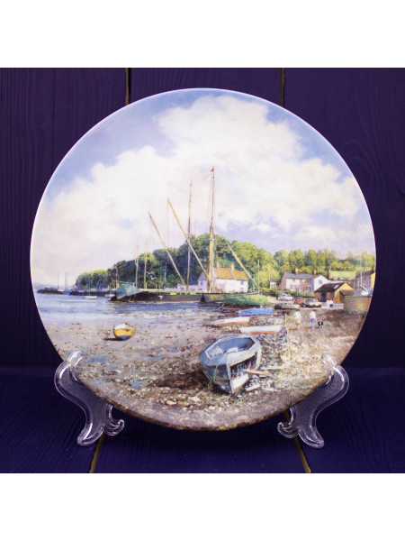 Тарелка Wedgwood "Pin Mill" 